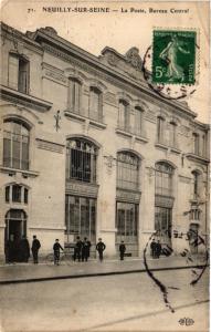 CPA NEUILLY-sur-SEINE La Poste Bureau Central (413700)