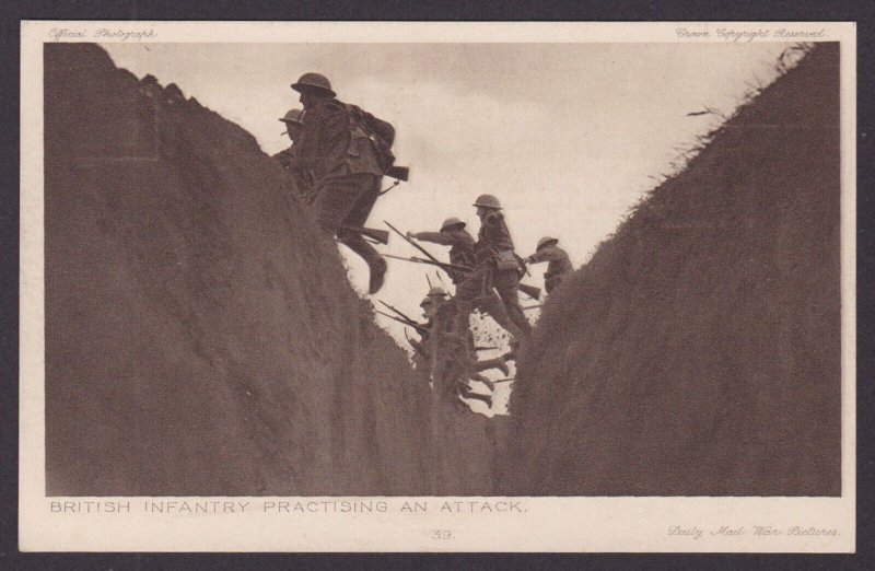 GREAT BRITAIN, Postcard, British infantry practising an attack, WWI