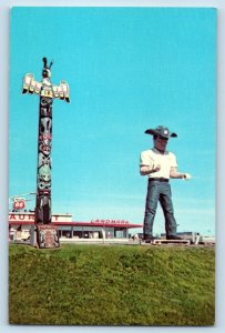 Williamsburg Iowa Postcard Landmark Truck Stop Restaurant Phil Totem Pole c1960