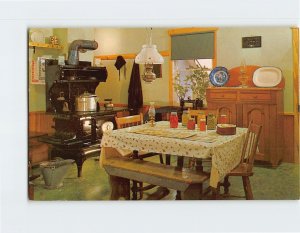 Postcard The kitchen, Plain & Fancy Farm, Pennsylvania