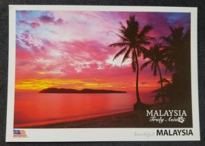 [AG] P239 Malaysia East Coast Sunrise Dawn Island Beach Tourism (postcard) *New