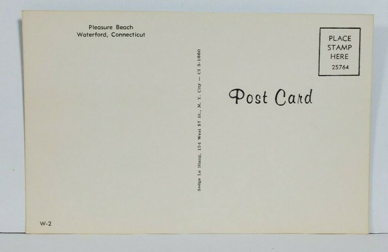 Waterford CT Peasure Beach Scene  Postcard N7