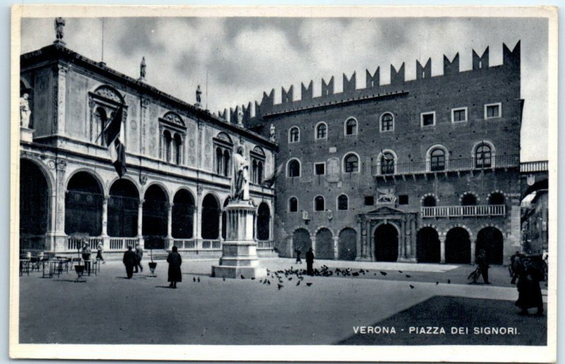 Postcard - Piazza dei Signori - Verona, Italy 