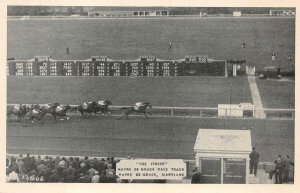 HORSE RACE FINISH HAVRE DE GRACE MARYLAND DEXTER PRESS POSTCARD (1940s) 