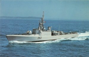 Postcard HMCS Saskatchewan DDE-262 Anti-Submarine Destroyer 
