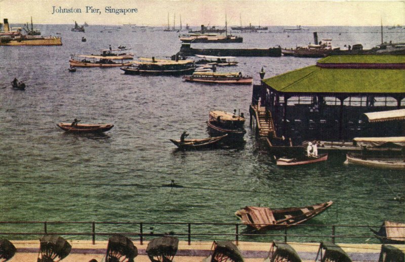 PC CPA SINGAPORE, JOHNSTON PIER, Vintage Postcard (b19641)