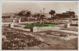 Lincolnshire Postcard - Cleethorpes, The Gardens and Pier DC703