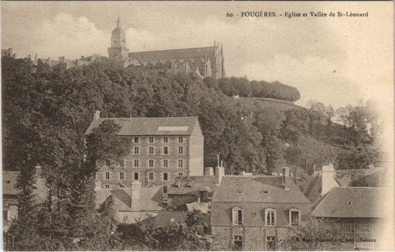 CPA Fougeres Eglise et Vallee de St Leonard (1237550)