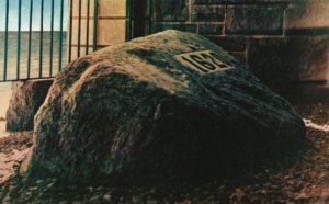 Vintage Postcard Plymouth Rock on State Reservation Plymouth Massachusetts MA