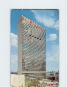 Postcard A view of the United Nations Headquarters, New York City, New York