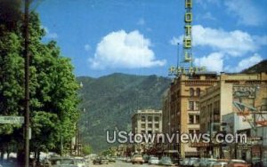 Broadway in Missoula, Montana