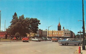 Red Oak, IA Iowa   TOWN SQUARE  Street Scene~Kolterman's Variety Store  Postcard