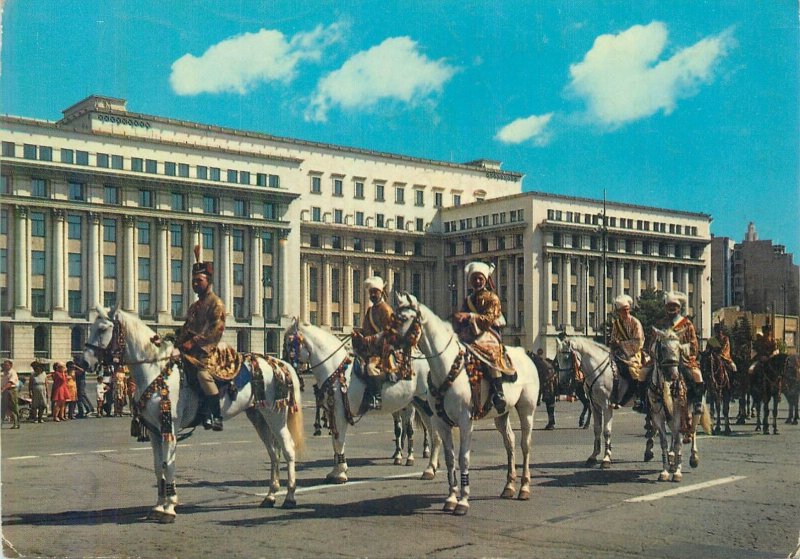 Romania folk types costumes parade Marzari high quality publishing postcards