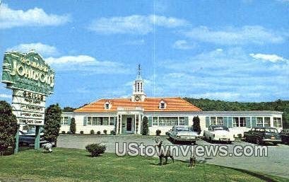 Howard Johnson's Restaurant - Barre, Vermont