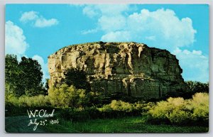 Billings Montana~Lewis & Clark Landmark Pompeys Pillar~Vintage Postcard