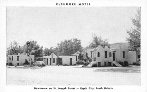RUSHMORE MOTEL Rapid City, South Dakota Roadside Vintage Postcard ca 1940s