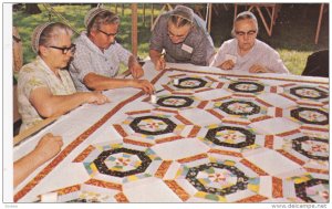 PENNSYLVANIA Farm Museum, Women quilting, 40-60s