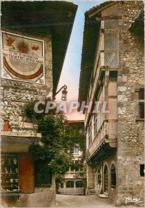Postcard Modern Perouges (Ain) 87 sundial medieval town house Madame de Ville...