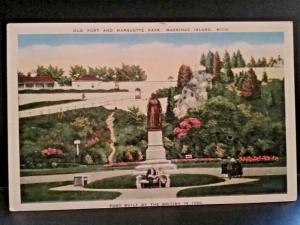 Postcard  Old Fort & Marquette Park, Mackinac Island, MI    Z4