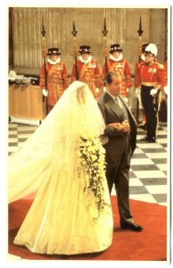 Lady Diana, Bride with Father, Enter St Pauls, Royal Wedding 1981