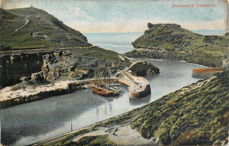 UK England sail & navigation themed postcard Boscastle harbor sailing vessel