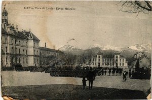 CPA GAP - Place du Lycée - Revue Militaire (453399)