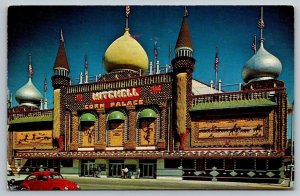 Corn Palace - Mitchell, South Dakota -  1963 - Postcard