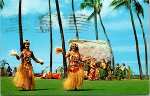 Hawaii, Honolulu - Tahitian Dancers - Kodak Hula Show - [HI-091]