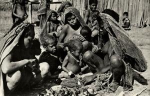 dutch new guinea, Native Papua Women, Paniai Lakes, Kapauku Meal (1950s) RPPC