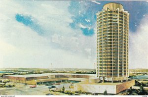 EDMONTON , Alberta , Canada , 1950-60s ; Chateau Lacombe