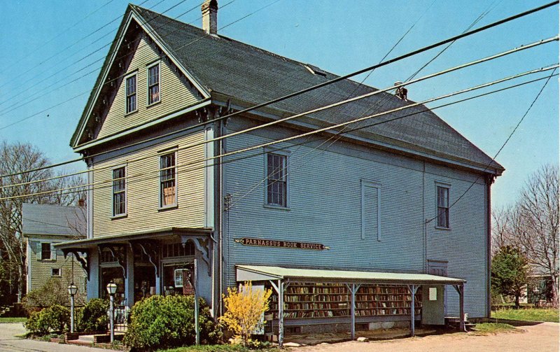 MA - Cape Cod, Yarmouth Port. Parnassus Book Service