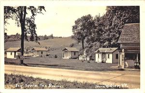 Montpellier VT Toy Town Tea Rooms Texaco Clock Gas Pump 1933 RPPC Postcard