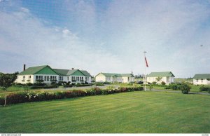 CAVENDISH BEACH , Prince Edward Island, Canada , 1950-60s : Lakeview Lodge