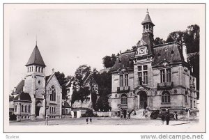 RP; Chateau-Thierry, La Place de l'Hotel-de-Ville,  Aisne, France, 10-20s