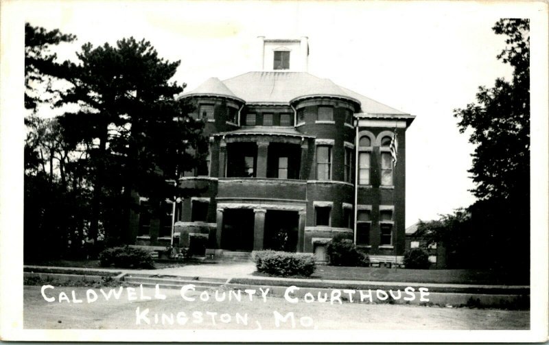 Vtg Postcard 1940s RPPC Caldwell County Court House Kingston Missouri MO UNP