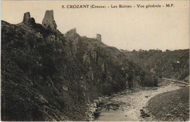 CPA CROZANT Les Ruines - Vue Generale (1143816)