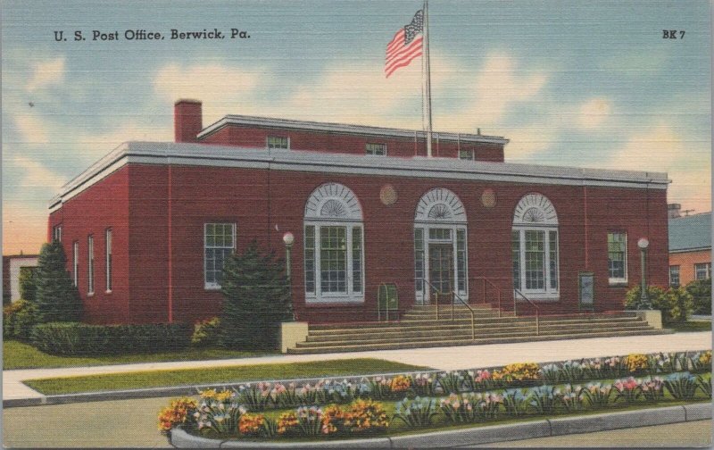 Postcard US Post Office Berwick PA