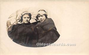 Young Girls, real photo Indian Unused 