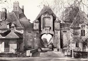 BF12255 porte de chatellerault richelieu  france front/back image