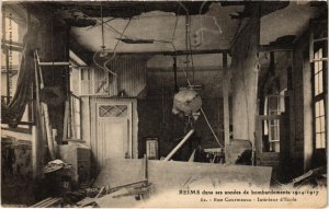 CPA Militaire - REIMS - Dans ses années de Bombardements (91716)