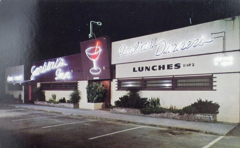 Garbini's, Santa Cruz, Calif. Vintage Postcard P102