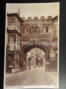 c1945, Close Gate, Salisbury, showing 'North Gate House, Stonehenge Woollen Ind'