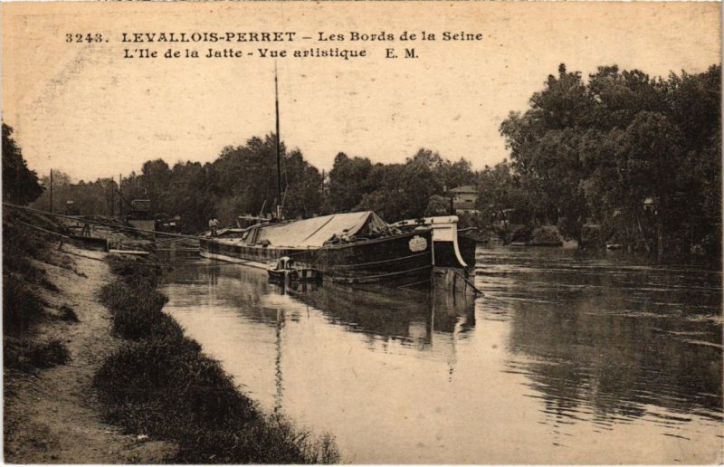 CPA Levallois Perret Les bords de la Seine Ile de la Jatte (1311132)