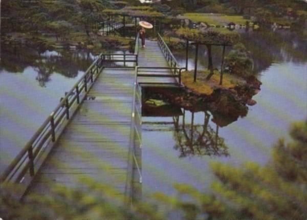 Japan Tokyo Hama-Rikyu Garden In The Rain