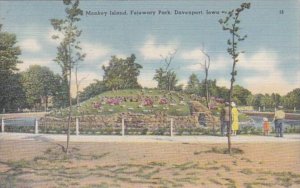 Iowa Davenport Monkey Island Fejevary Park