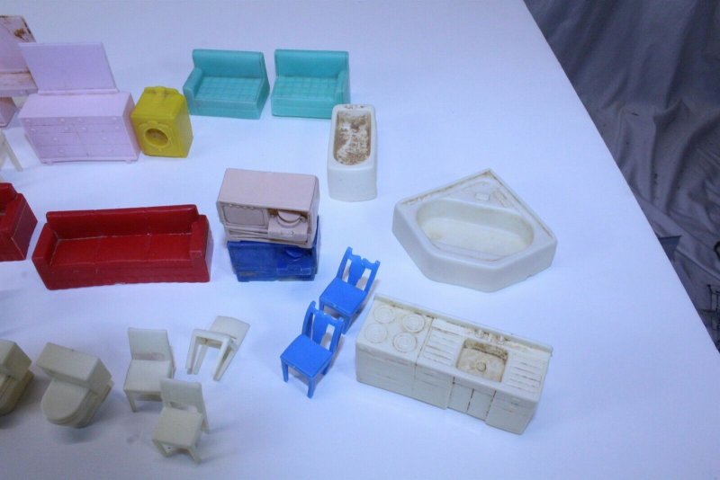 Lot of 35 Vintage Collectible Plastic Mini Doll House Furniture PCS by Superior