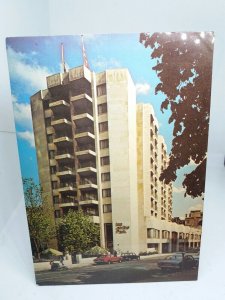 Inn on the Park Hotel Hamilton Place Park Lane W1 London Vintage Postcard 1983