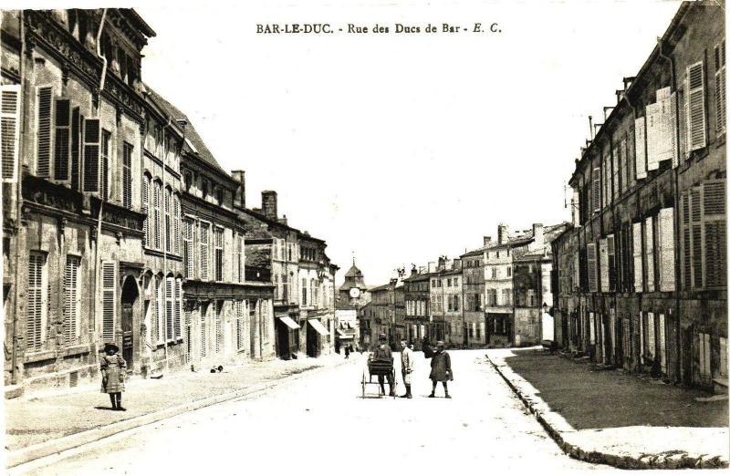 CPA Bar-Le-Duc Rue des Ducs de Bar - E.C. (178470)