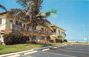 Hollywood Beach Florida Mermaid Apt Motel Street View Vintage Postcard K35808