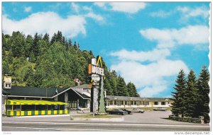 ST. JOVITE, Quebec, Canada, 1940-1960's; Motel St. Jovite, Route 117